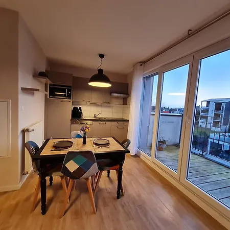 Avec Terrasse Proche Sillon
